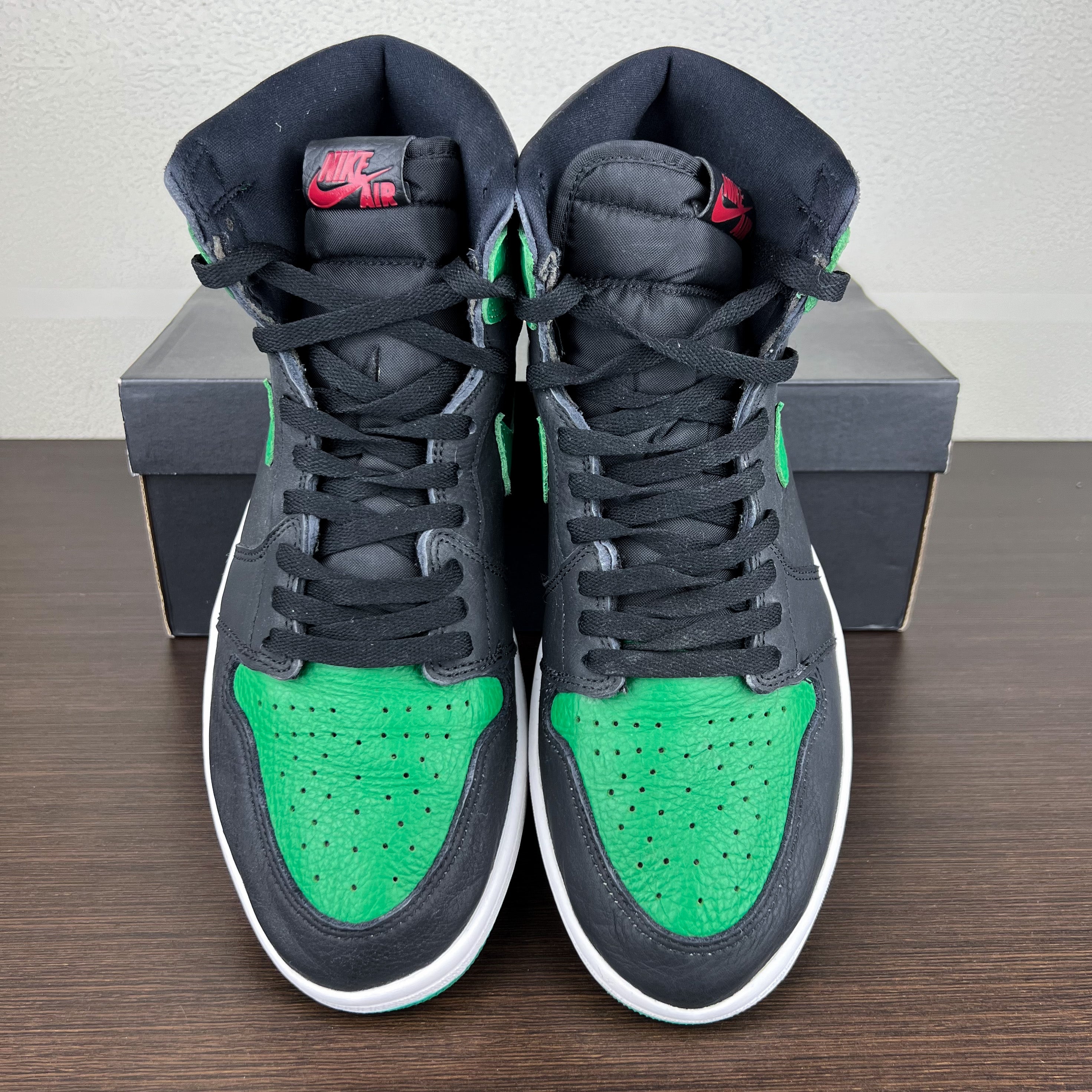 Air jordan mid pine on sale green