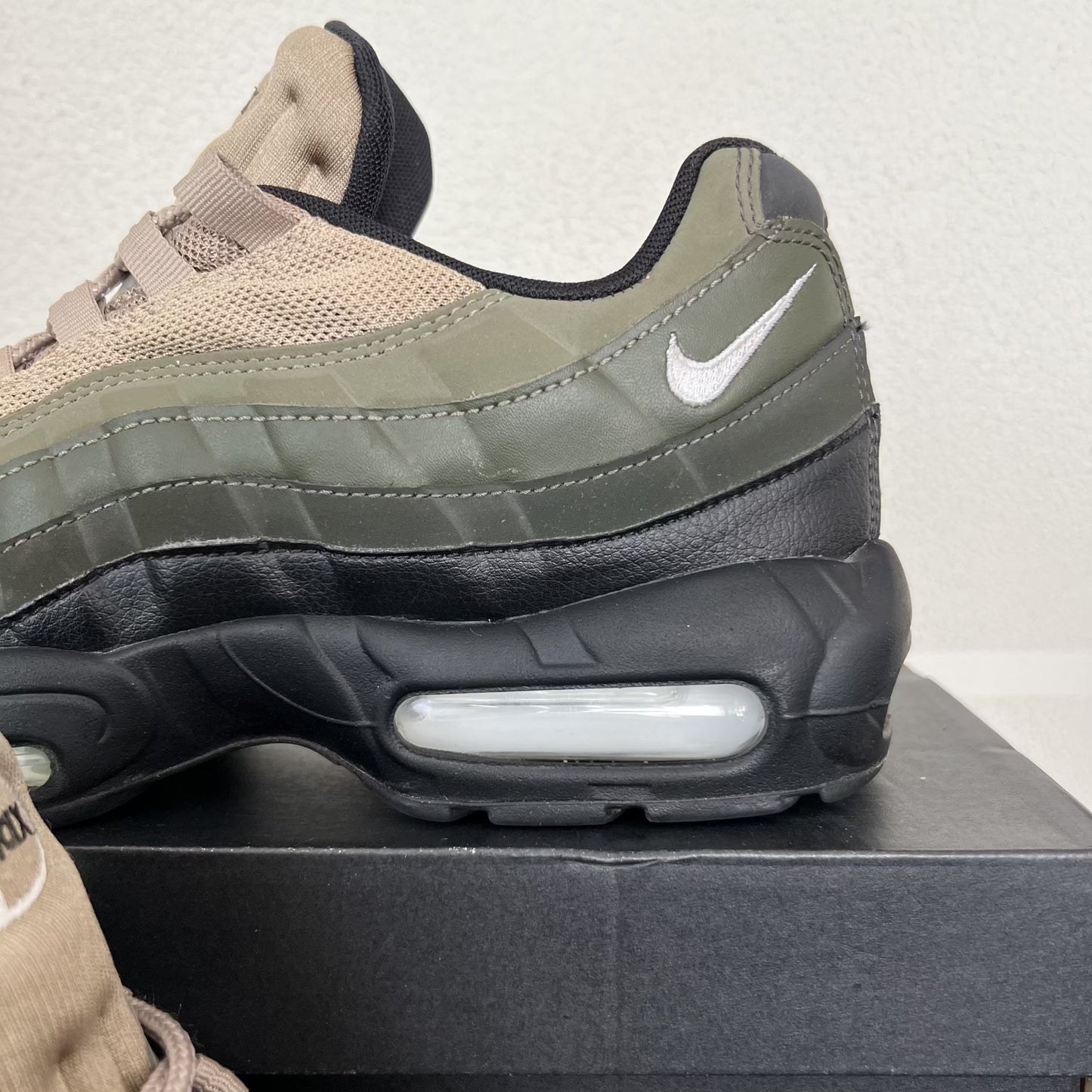 Nike Air Max 95 Essential Sequoia Olive  Khaki