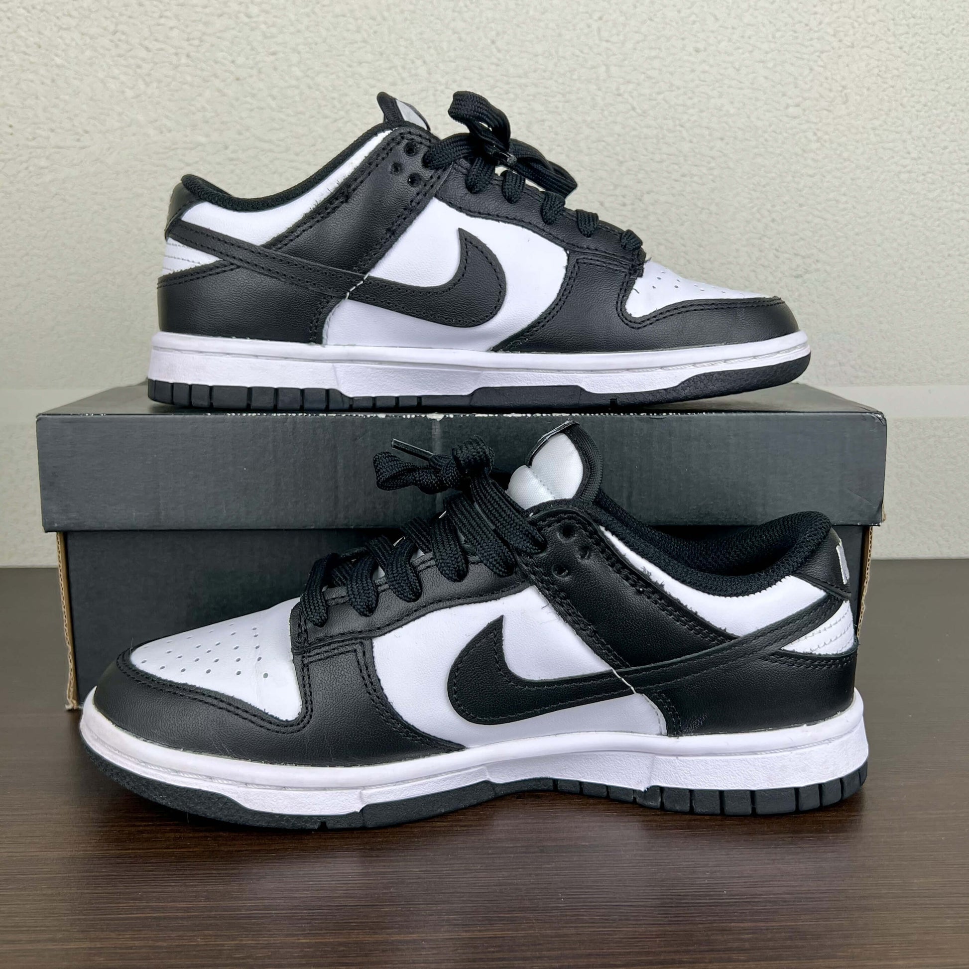 Nike Dunk Low Panda (W)