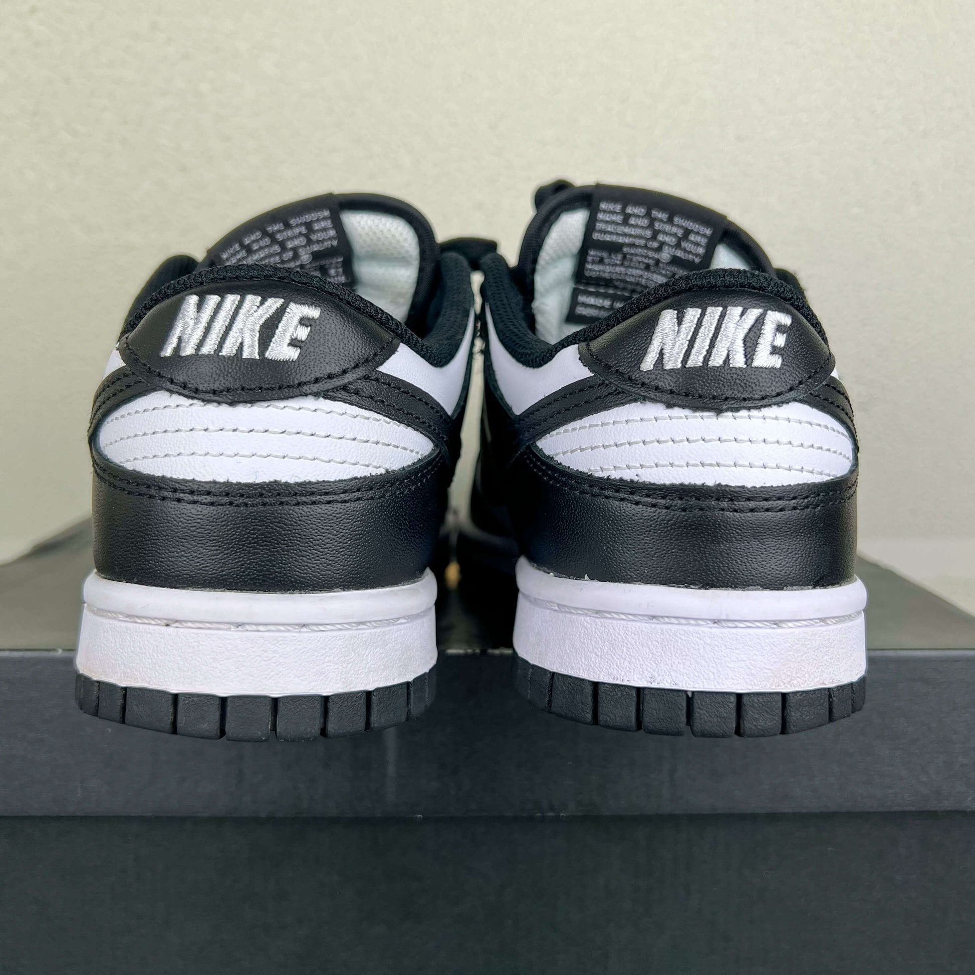 Nike Dunk Low Panda (W)