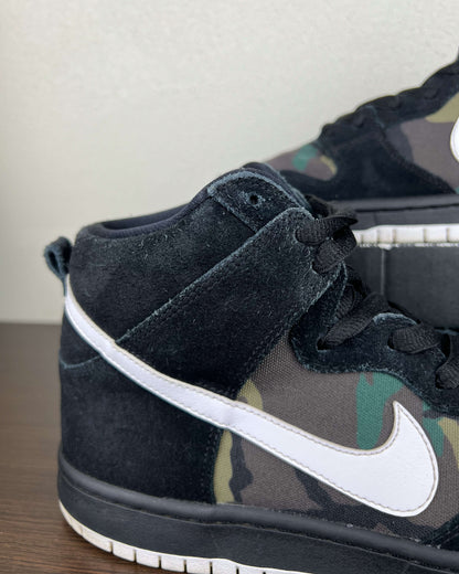 Nike SB Dunk High Camo